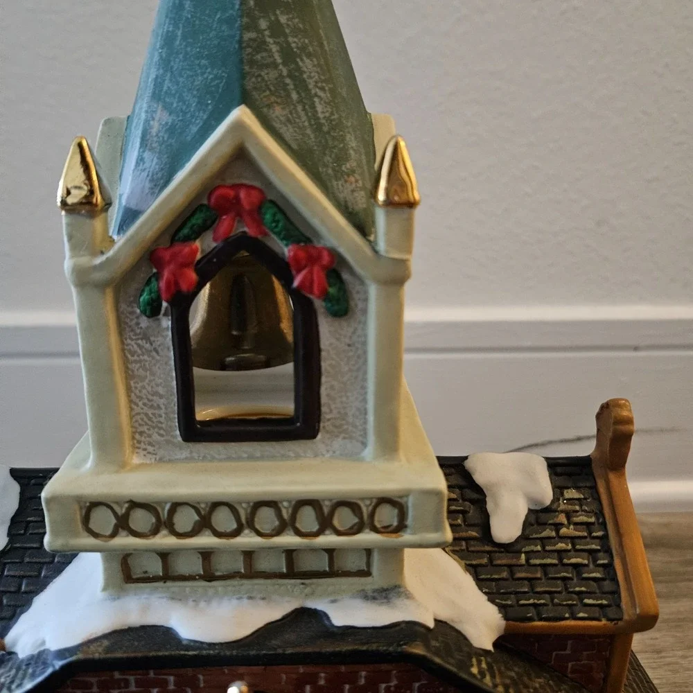 Galleria Christmas Village Hand  Painted  Church ‎ Holiday  Porcelain DAMAGED